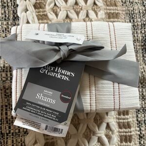 COPY - Better homes set of shams new